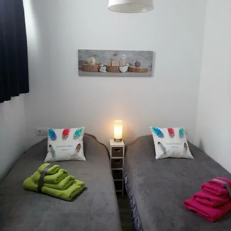 Island Paradise 아데제